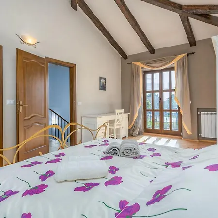 Luxurious In * Višnjan